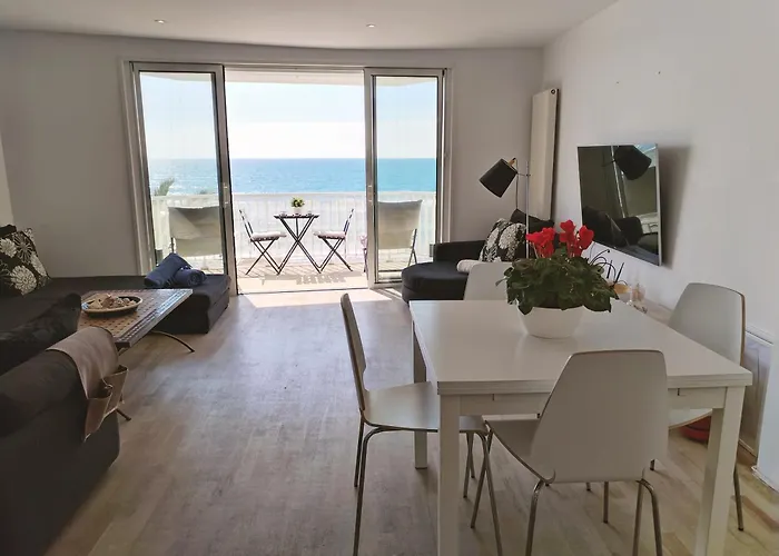 Port Alegre Mar * Sitges