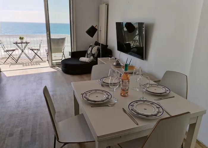 Port Alegre Mar Apartament Sitges